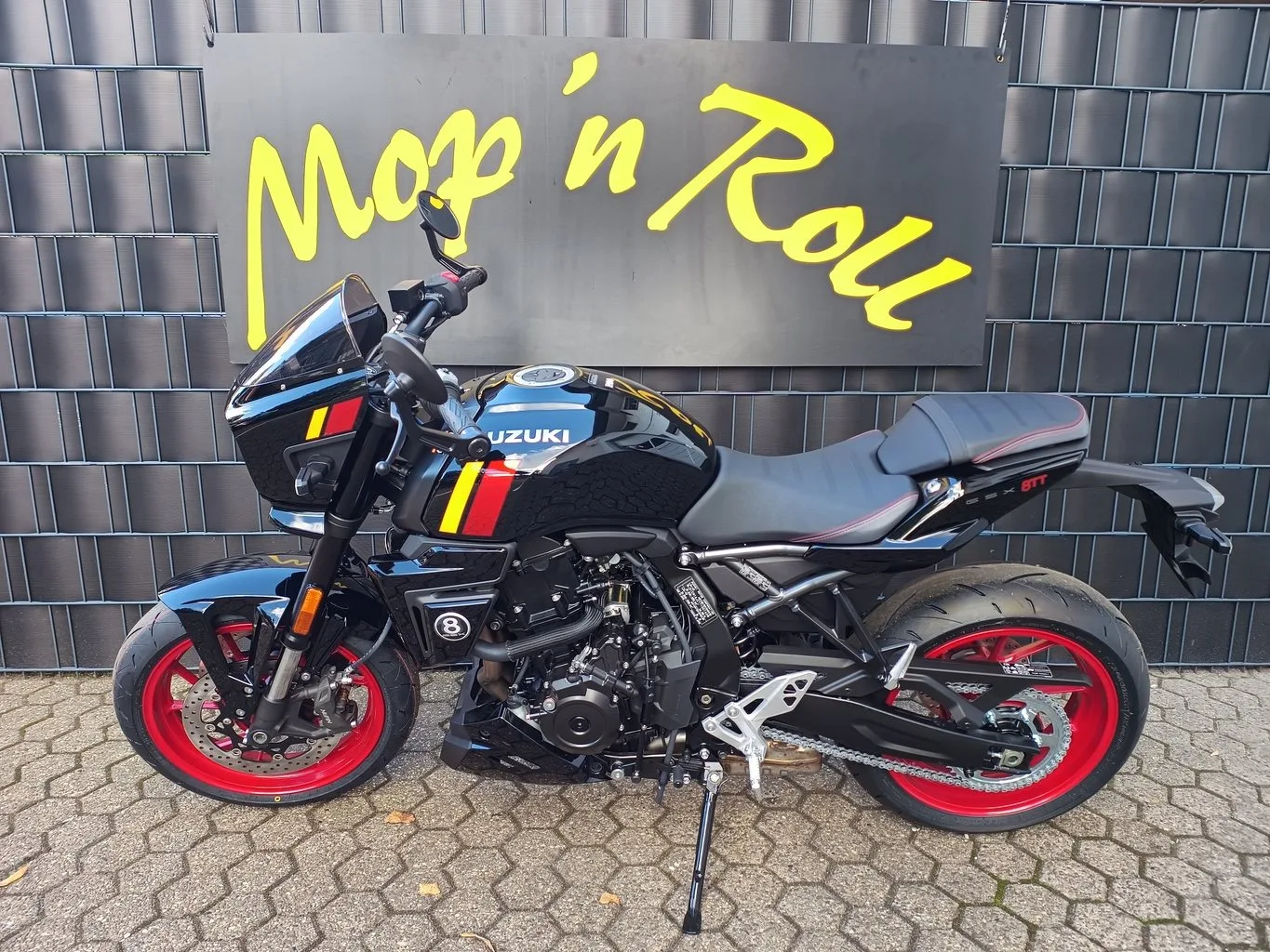 Suzuki GSX-8TT