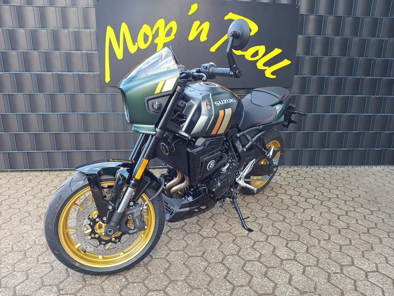 Suzuki GSX-8TT