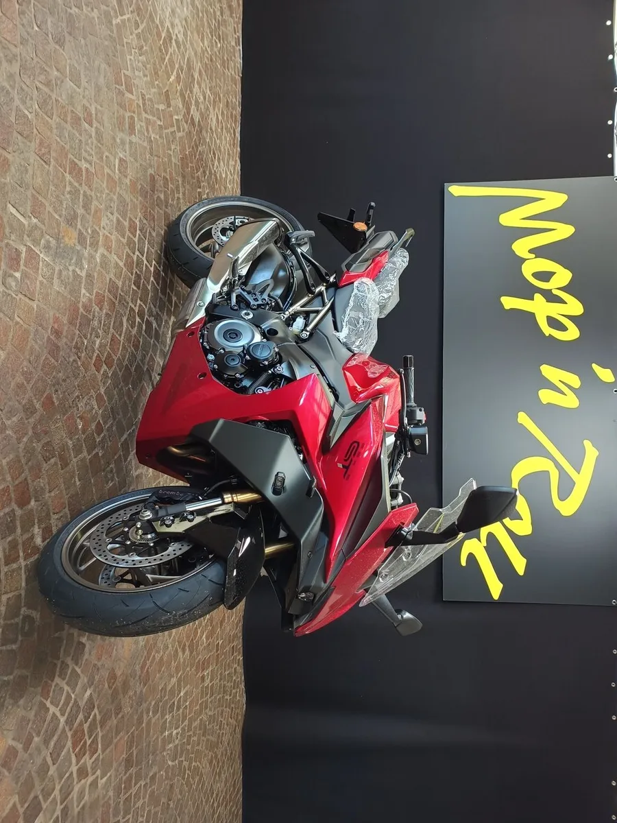 Suzuki GSX-S1000GT