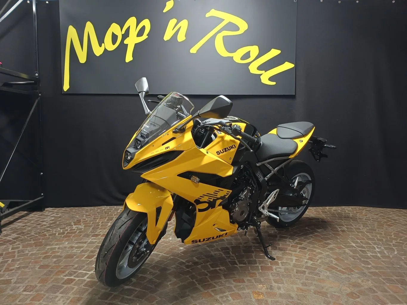 Suzuki GSX-8R