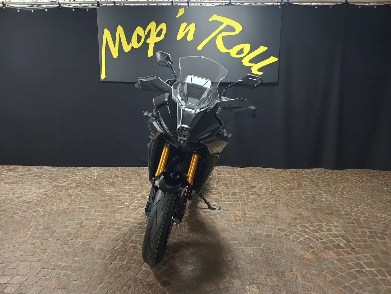 Suzuki GSX-S1000GX
