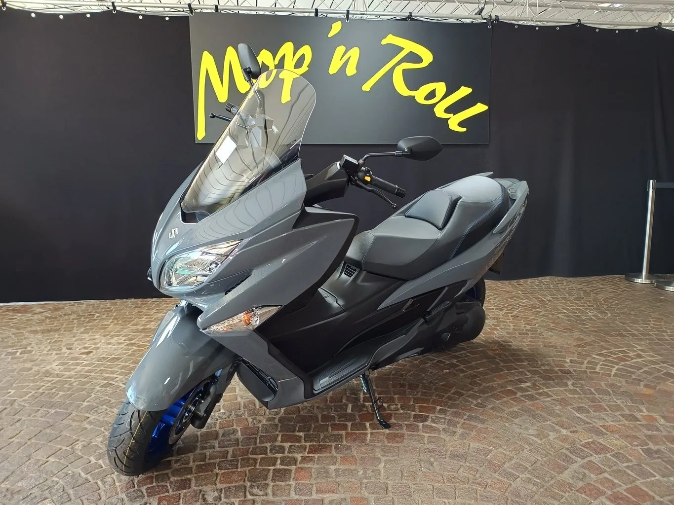 Suzuki Burgman 400 M5