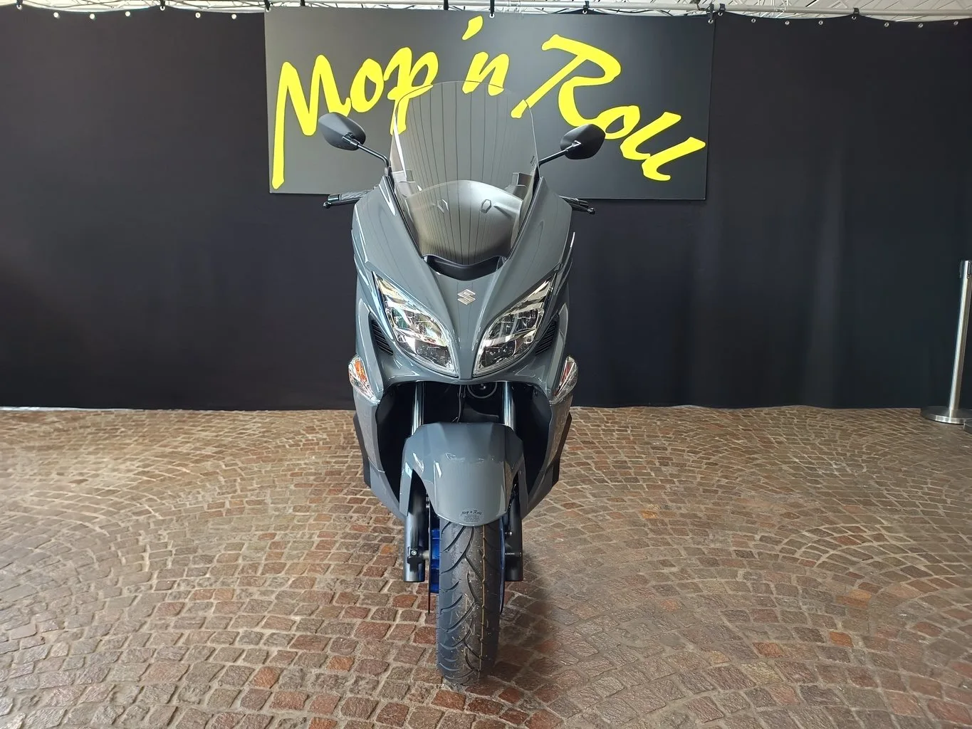 Suzuki Burgman 400 M5