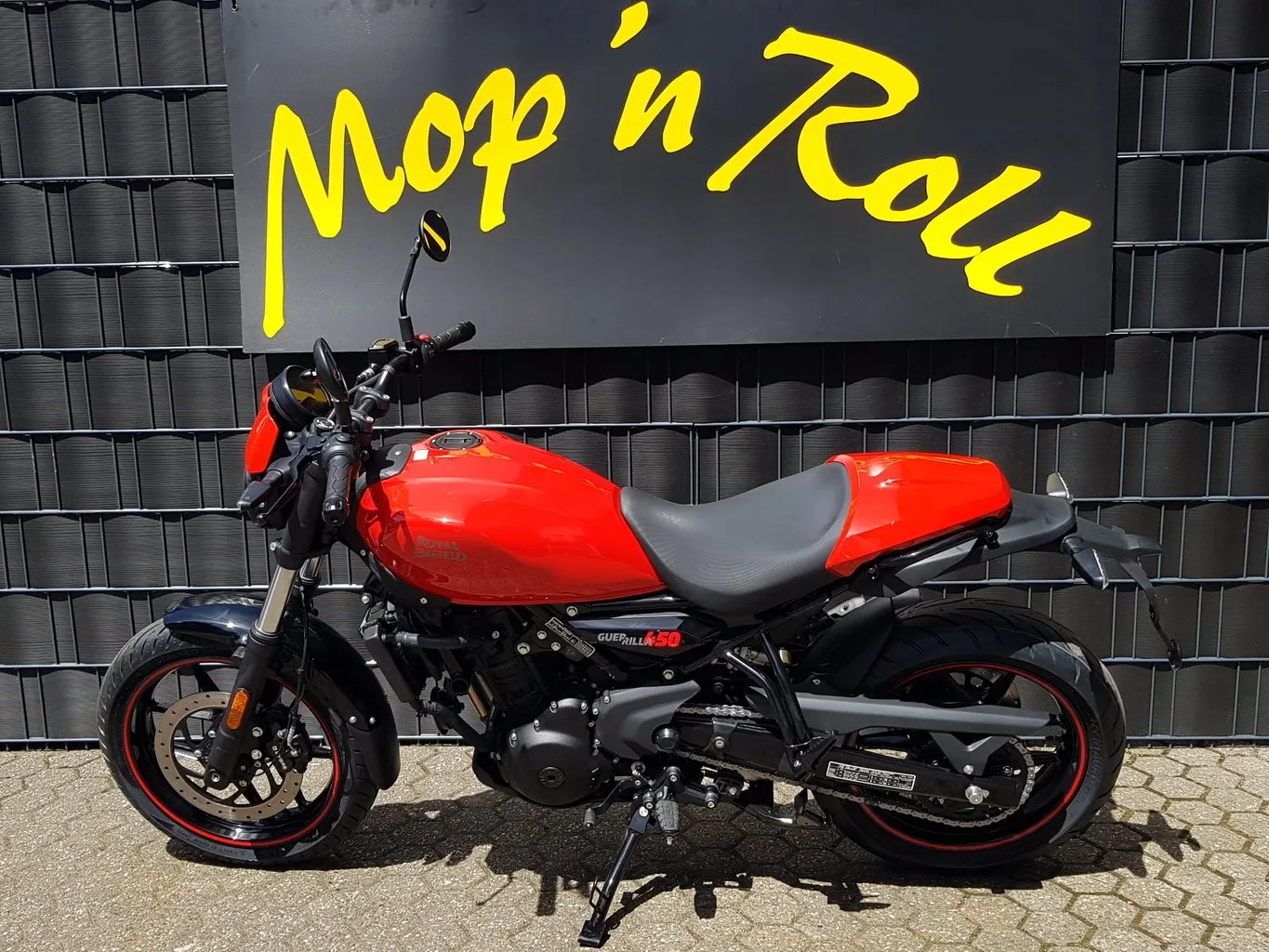 Royal Enfield Guerrilla 450