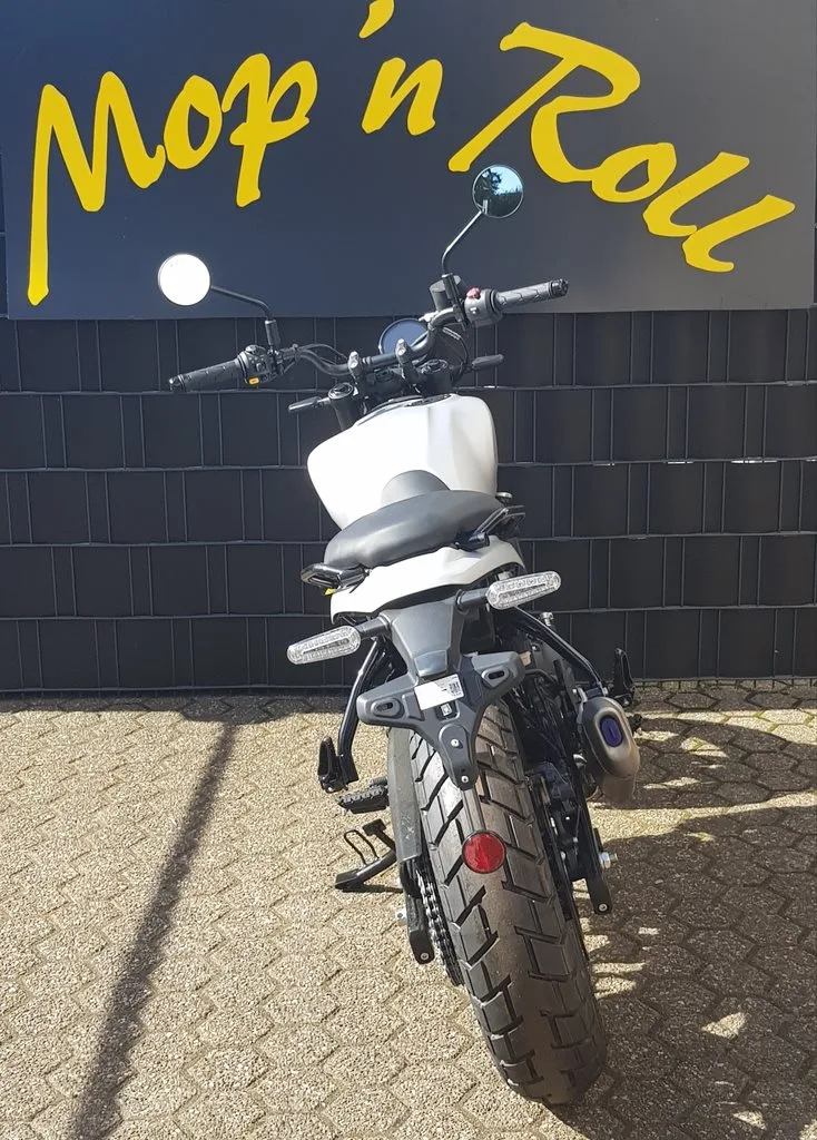 Royal Enfield Guerrilla 450