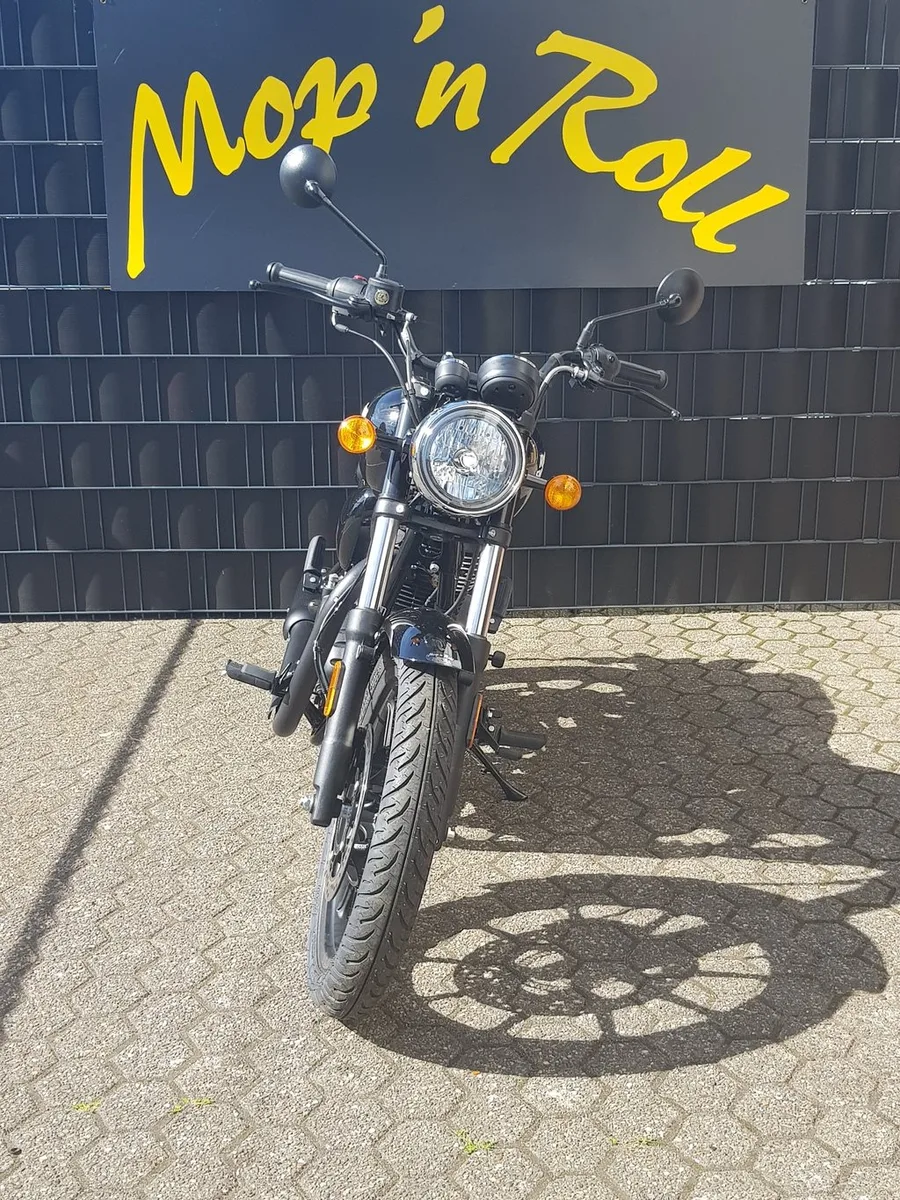 Royal Enfield Meteor 350 Fireball