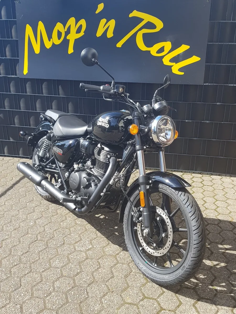 Royal Enfield Meteor 350 Fireball