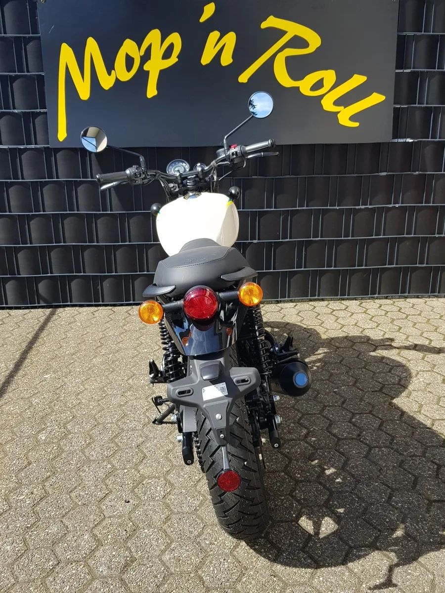 Royal Enfield HNTR 350