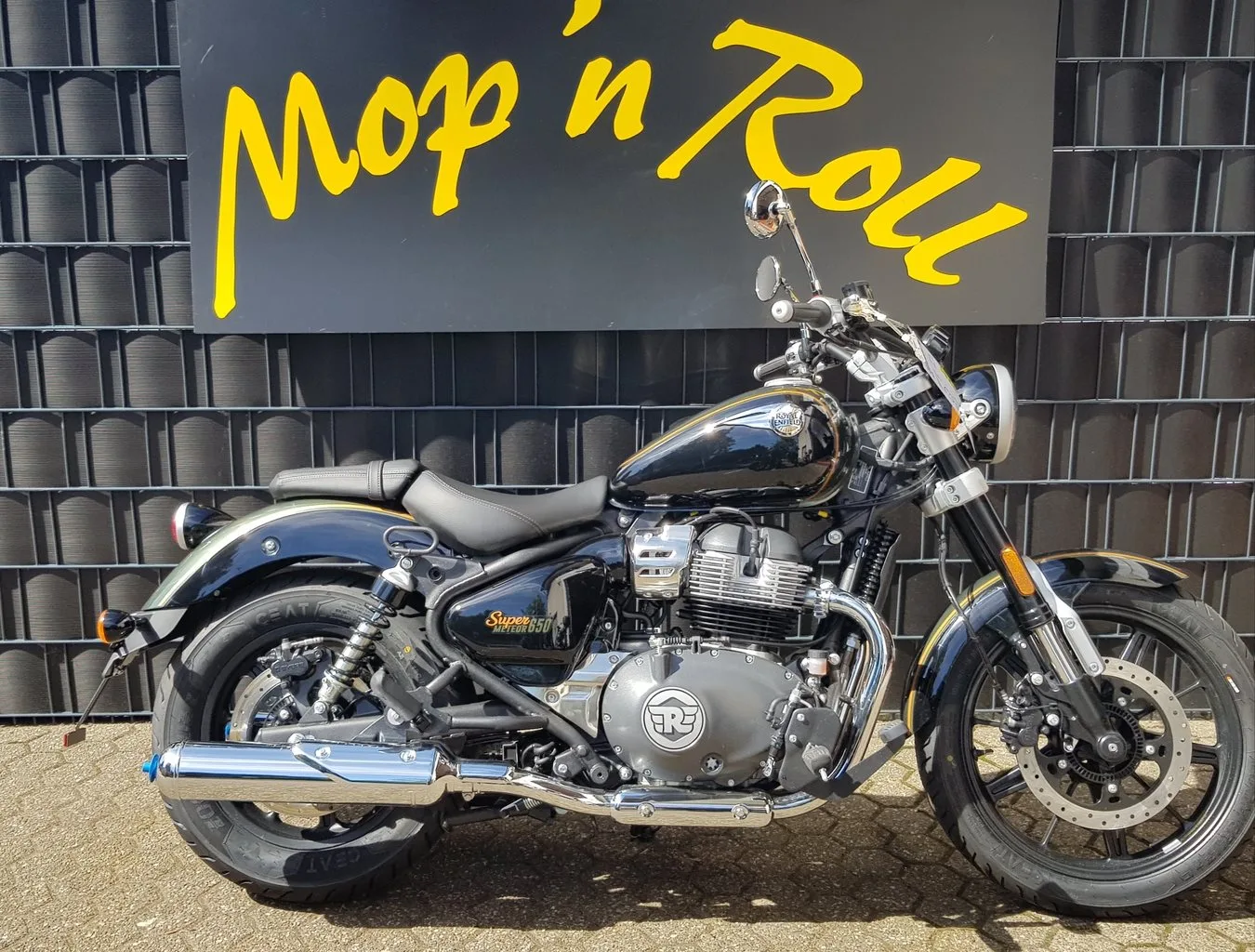 Royal Enfield Super Meteor 650