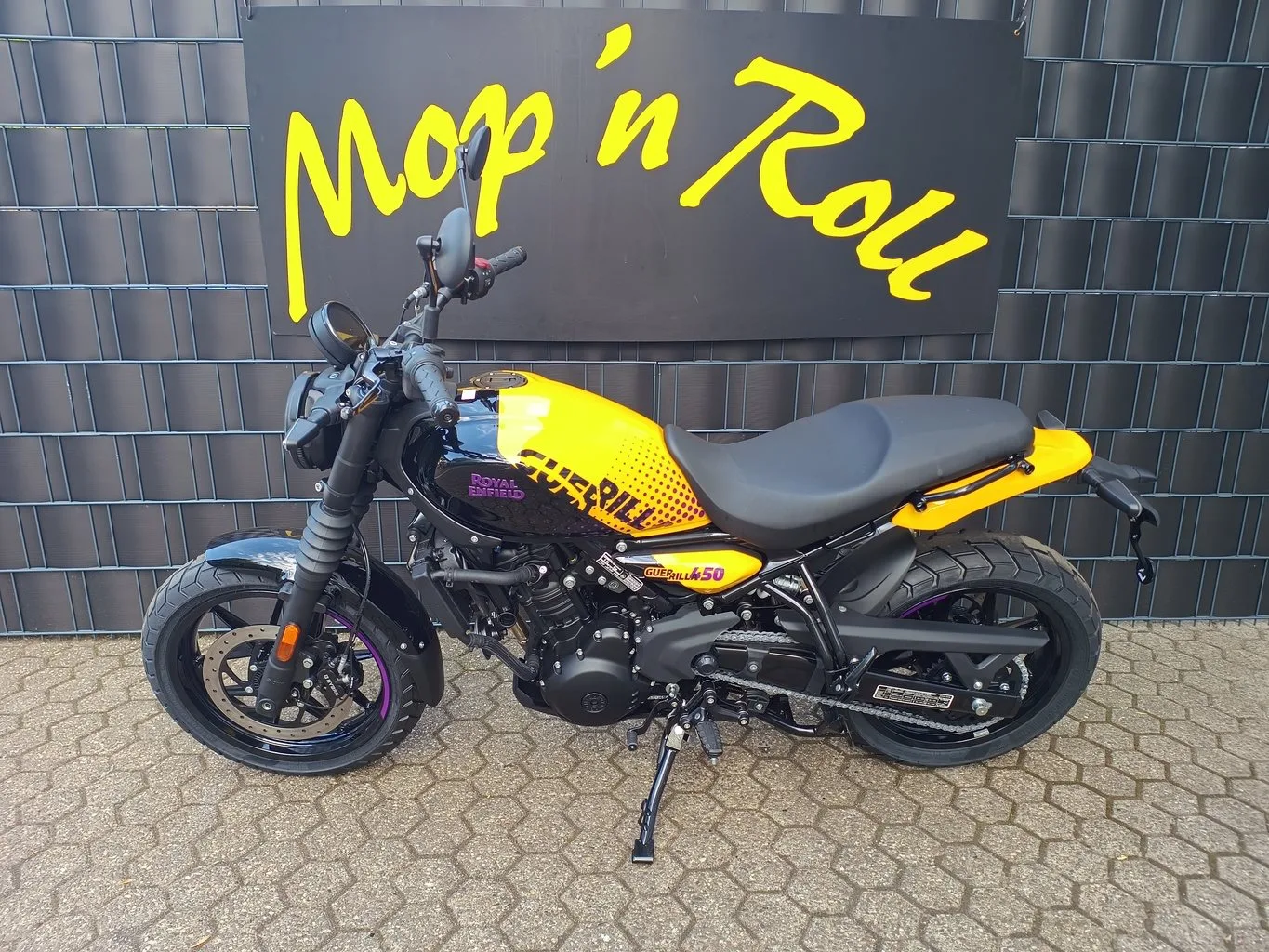 Royal Enfield Guerrilla 450 EFI TOP