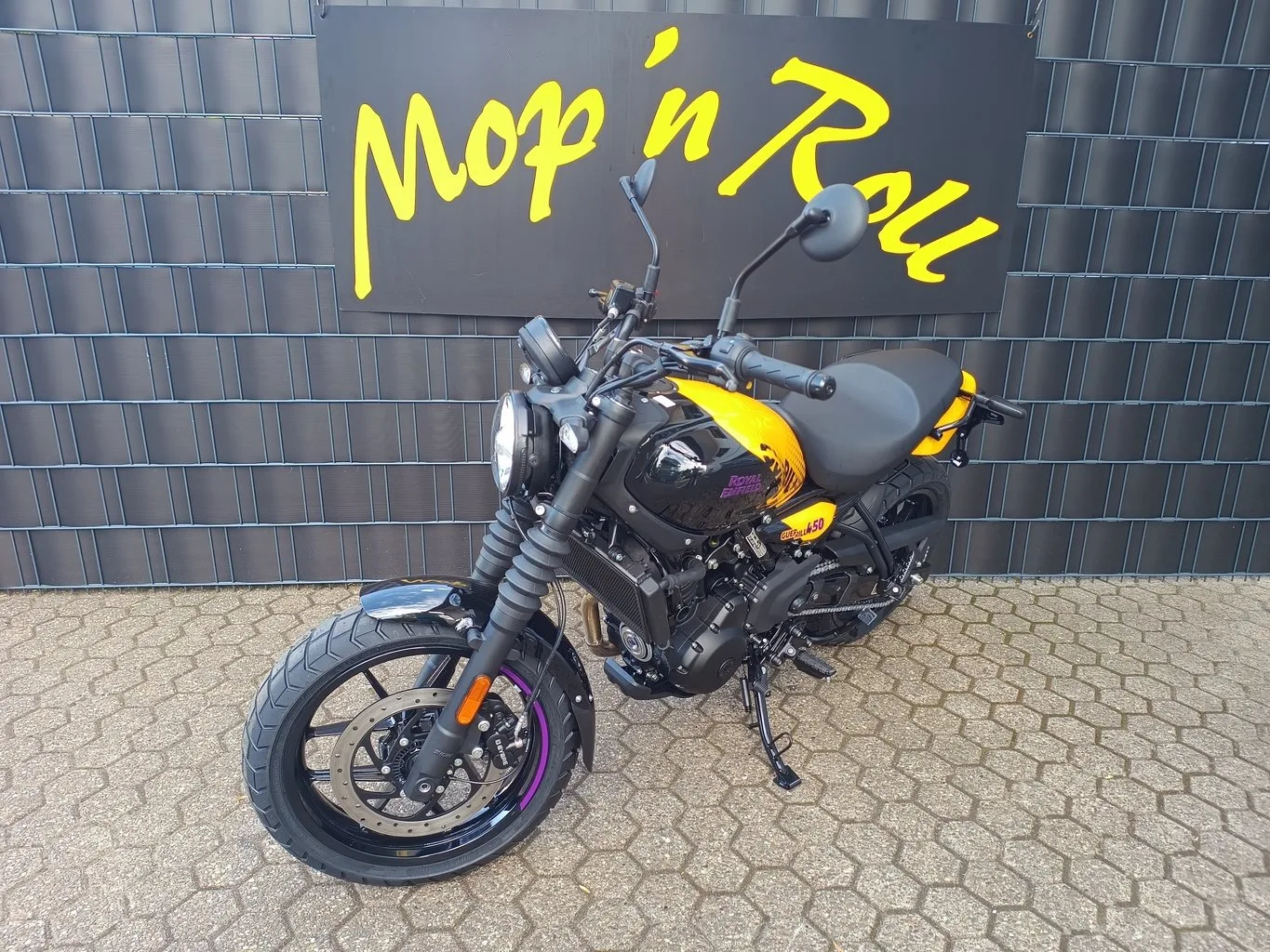 Royal Enfield Guerrilla 450 EFI TOP