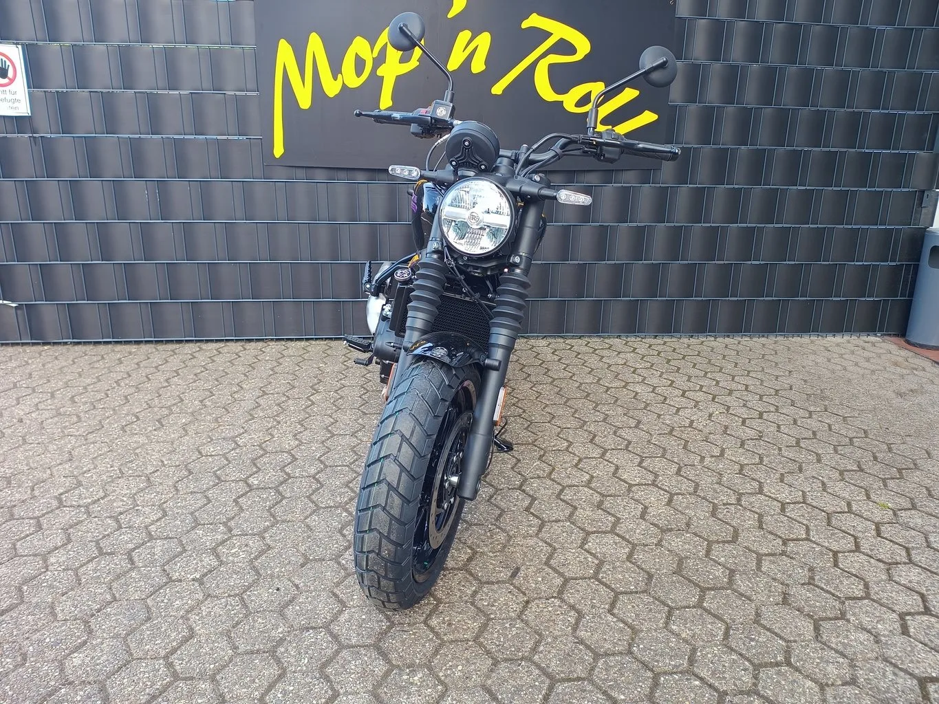 Royal Enfield Guerrilla 450 EFI TOP