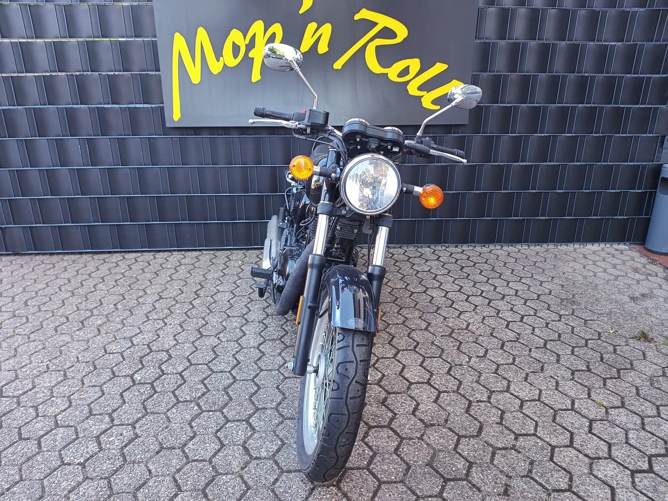 Benelli Imperiale 400
