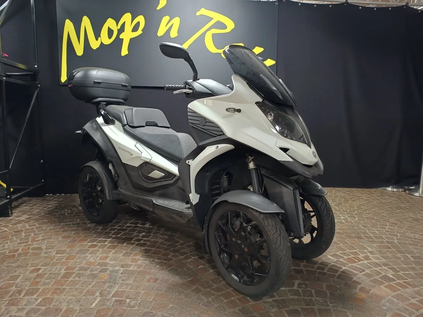 Quadro Vehicles Quadro 4