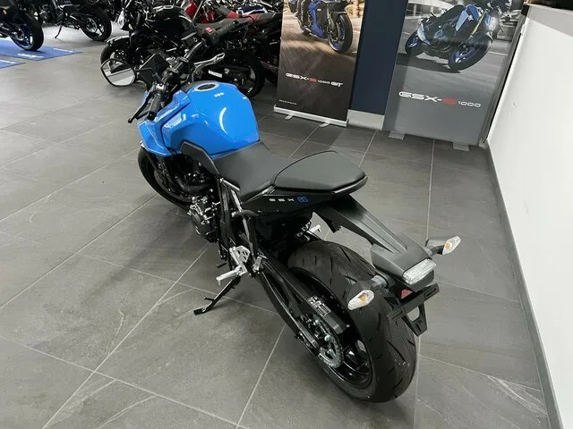 Suzuki GSX-8S