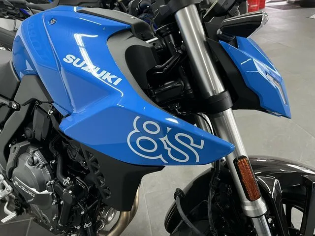 Suzuki GSX-8S