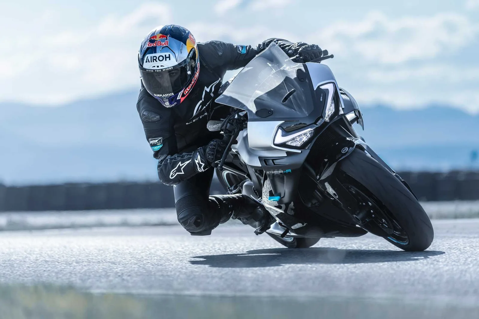CFMOTO 675SR-R ABS