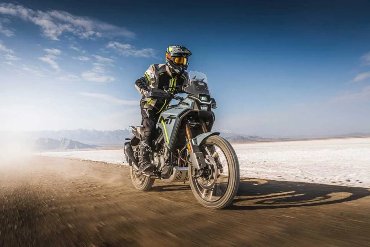 CFMOTO 450MT ABS