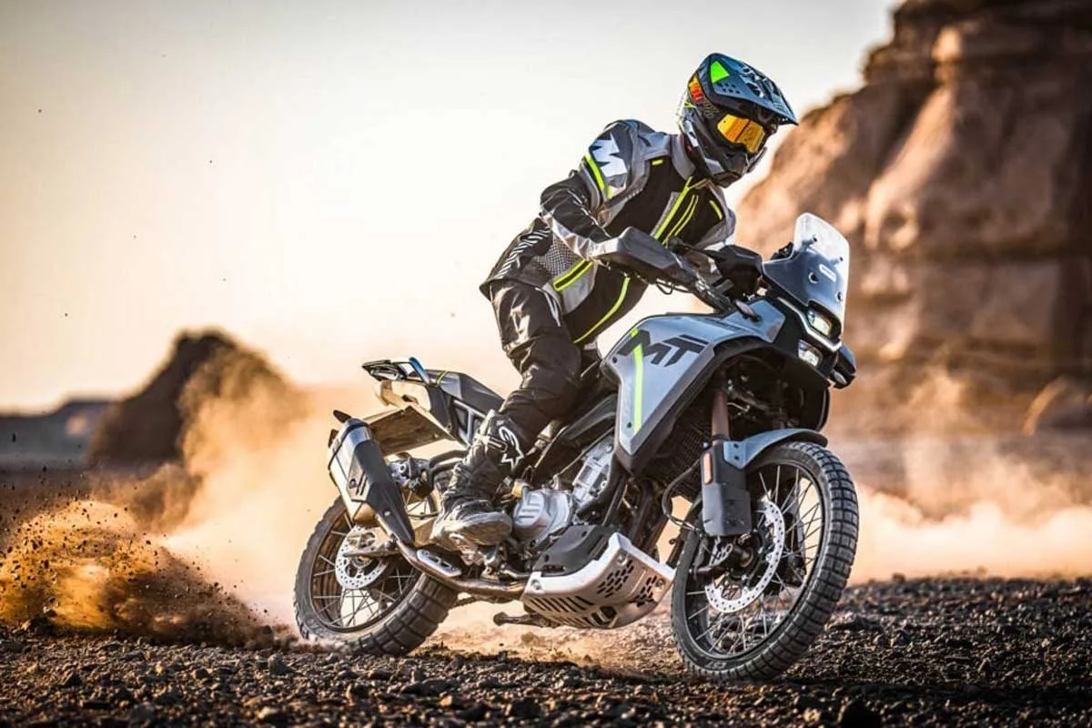 CFMOTO 450MT ABS