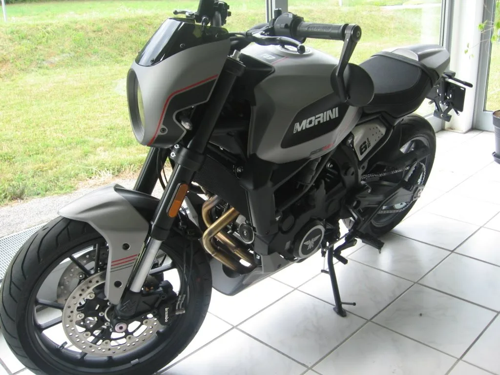 Moto Morini 6 1/2 Seiemmezzo STR ABS CAFE RACER