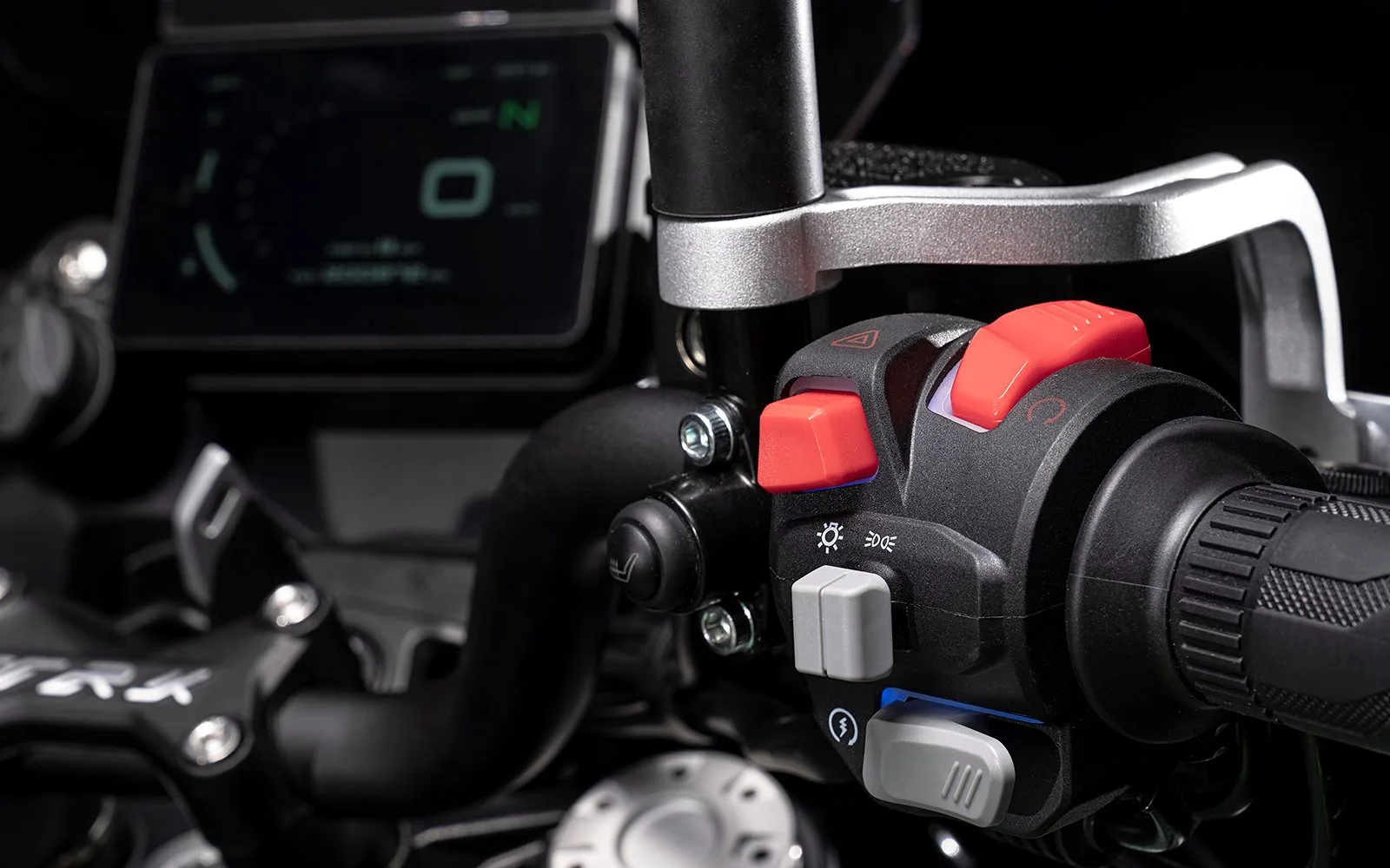 Benelli TRK 702 ADVENTURE ABS