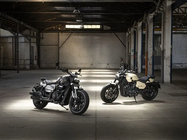 Benelli Leoncino Bobber 400