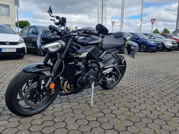 Triumph Street Triple 765 RS