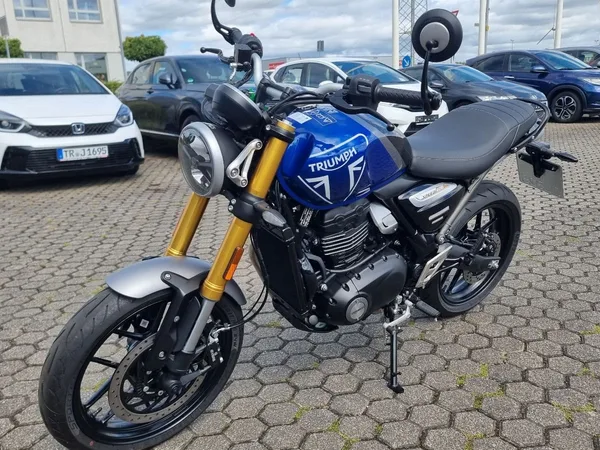 Triumph Speed 400