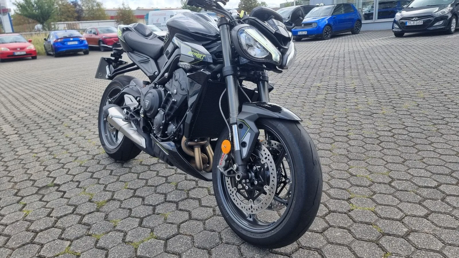 Triumph Street Triple 765 RS