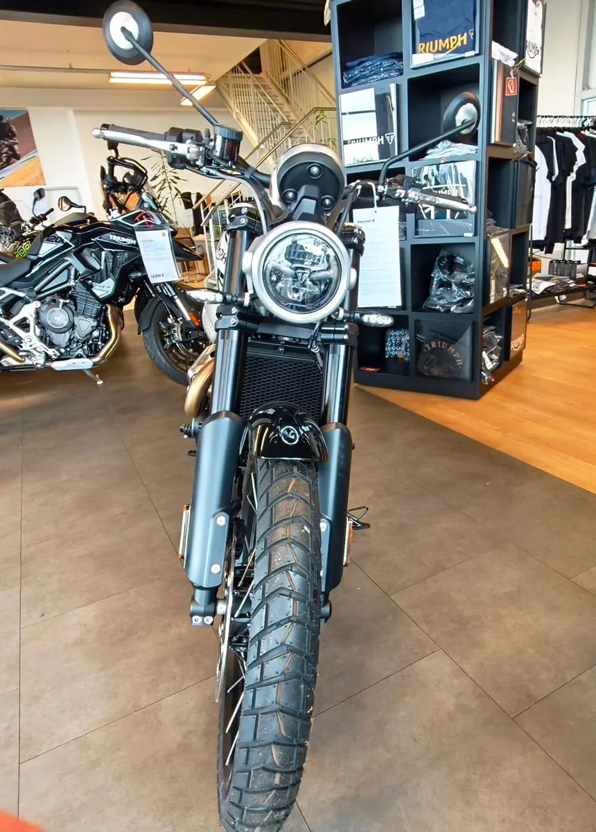 Triumph Scrambler 1200 X