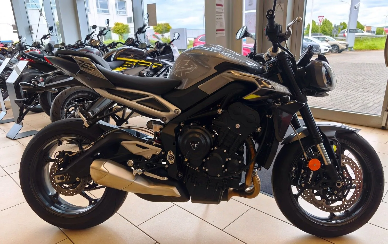 Triumph Street Triple R