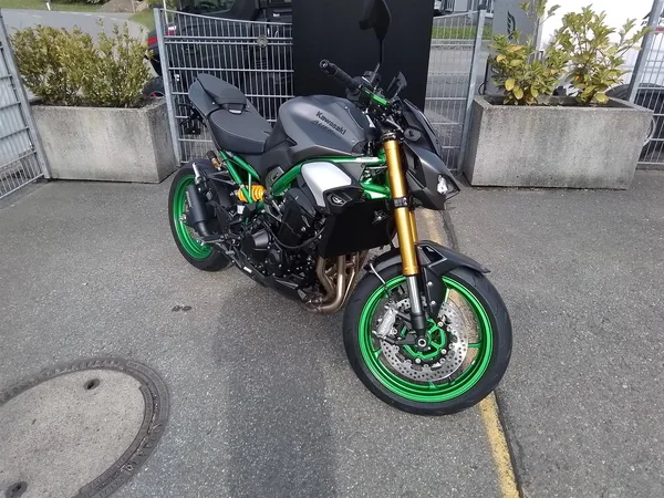 Kawasaki Z900 SE
