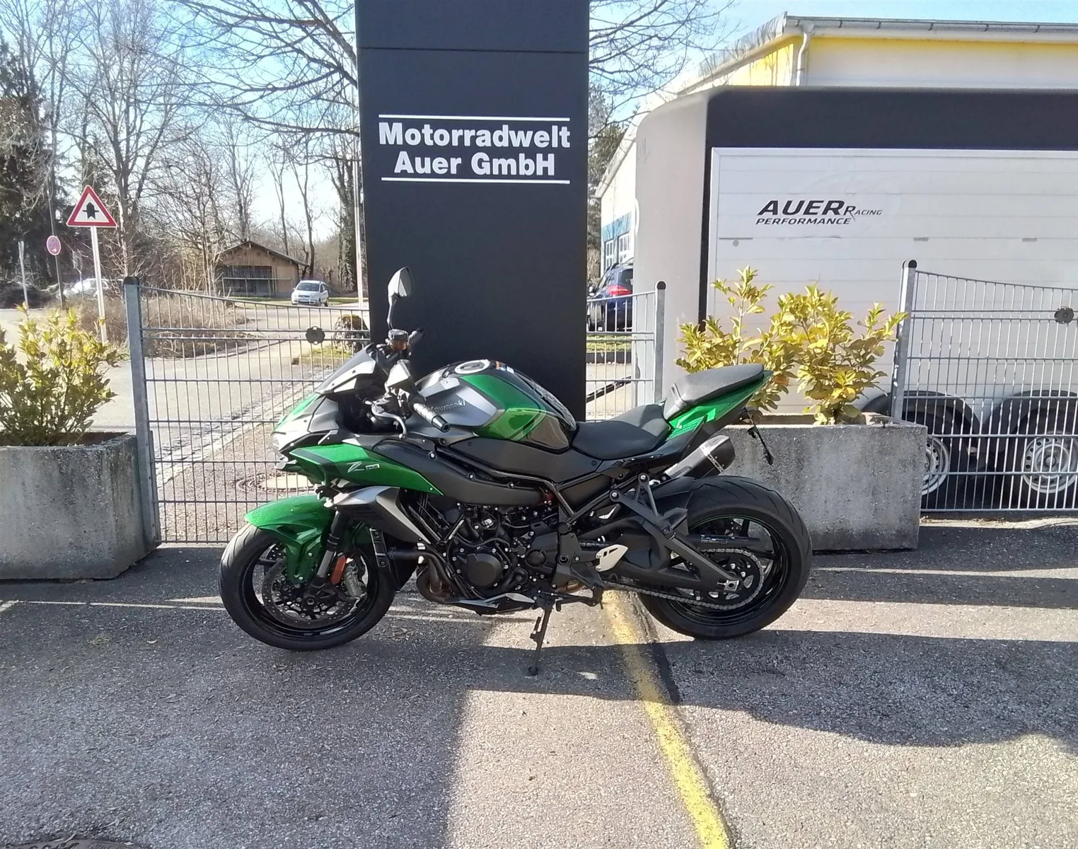 Kawasaki Z H2 -- junge Gebrauchte --