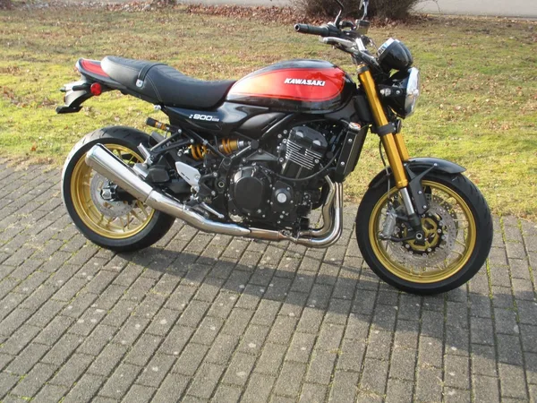 Kawasaki Z900 RS SE