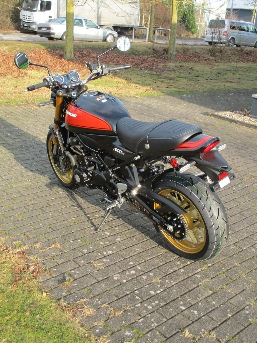 Kawasaki Z900 RS SE