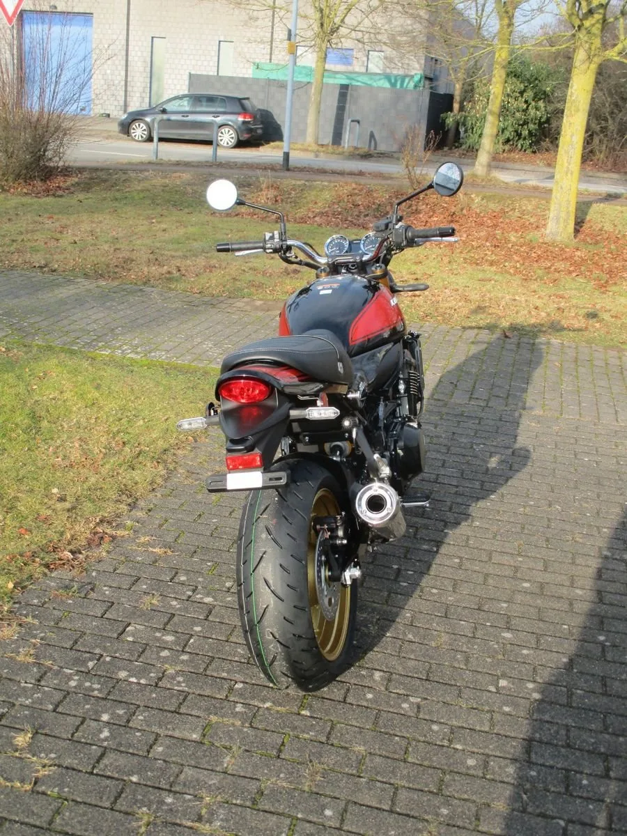 Kawasaki Z900 RS SE