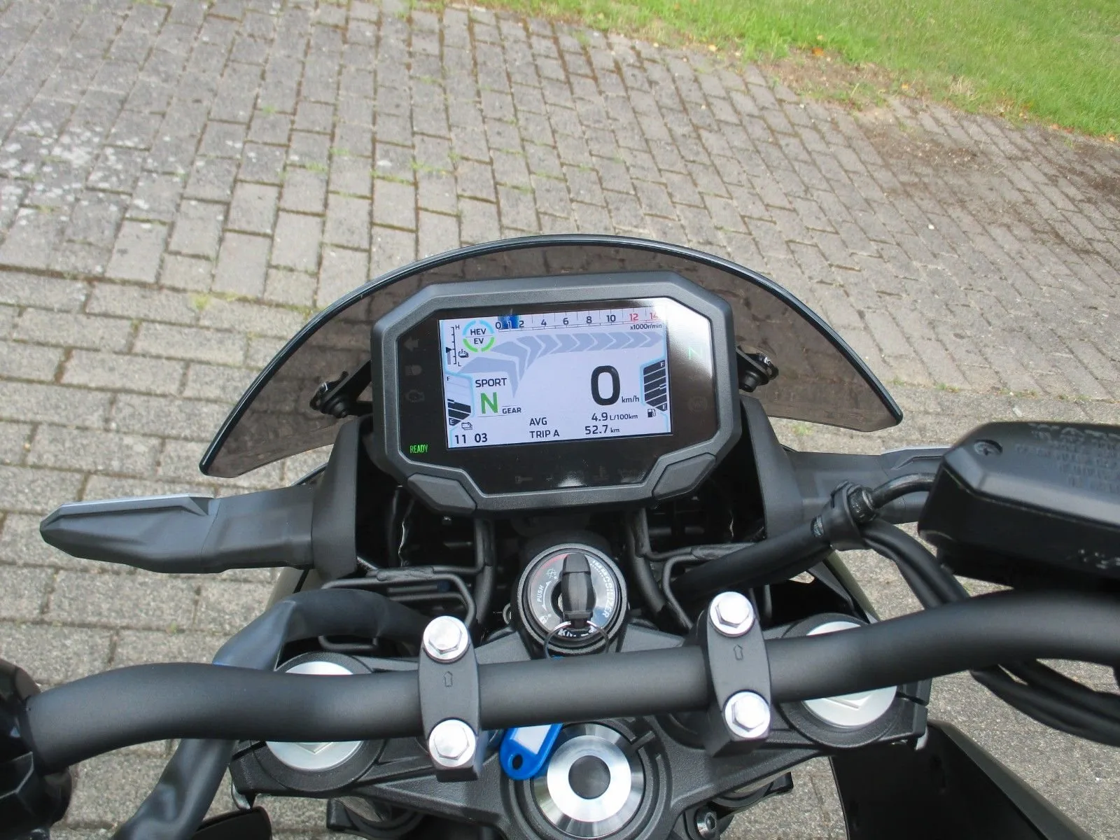 Kawasaki ZR-7