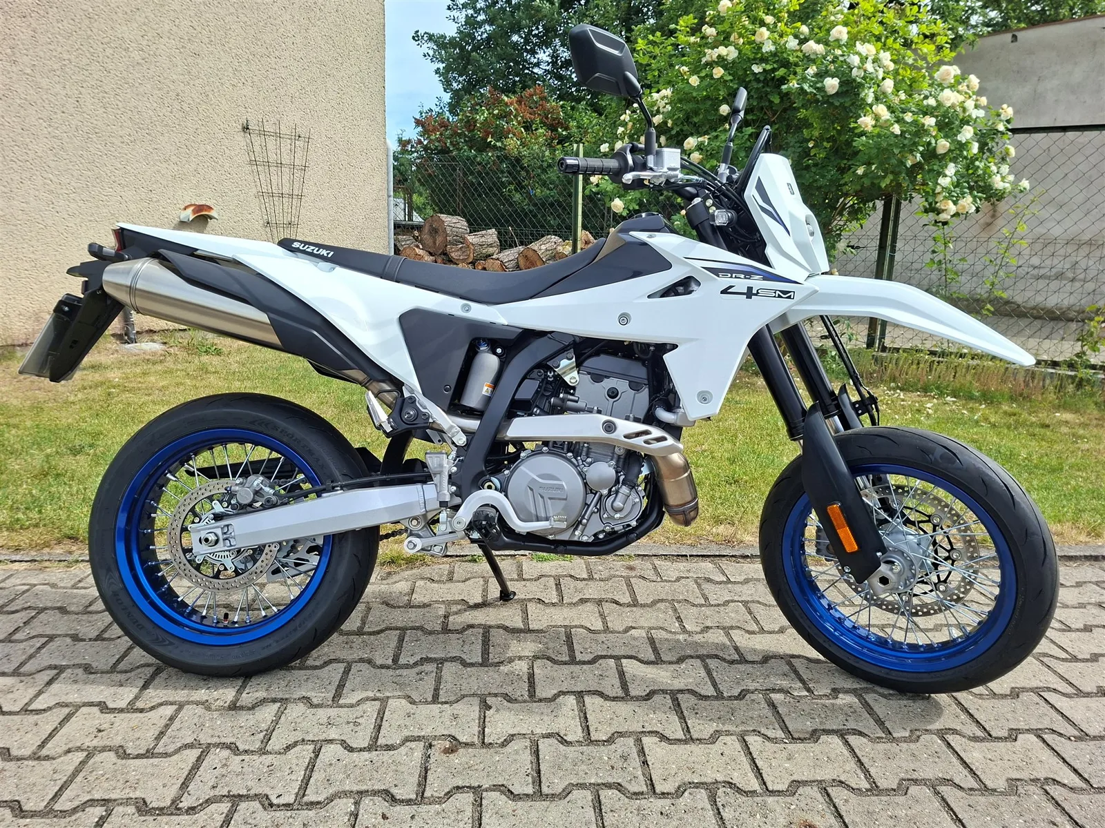 Suzuki DR-Z4SM Vorführmotorrad