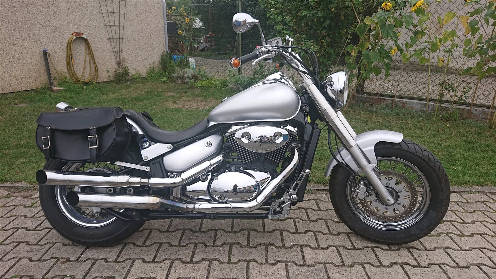 Suzuki VL 800 Volusia