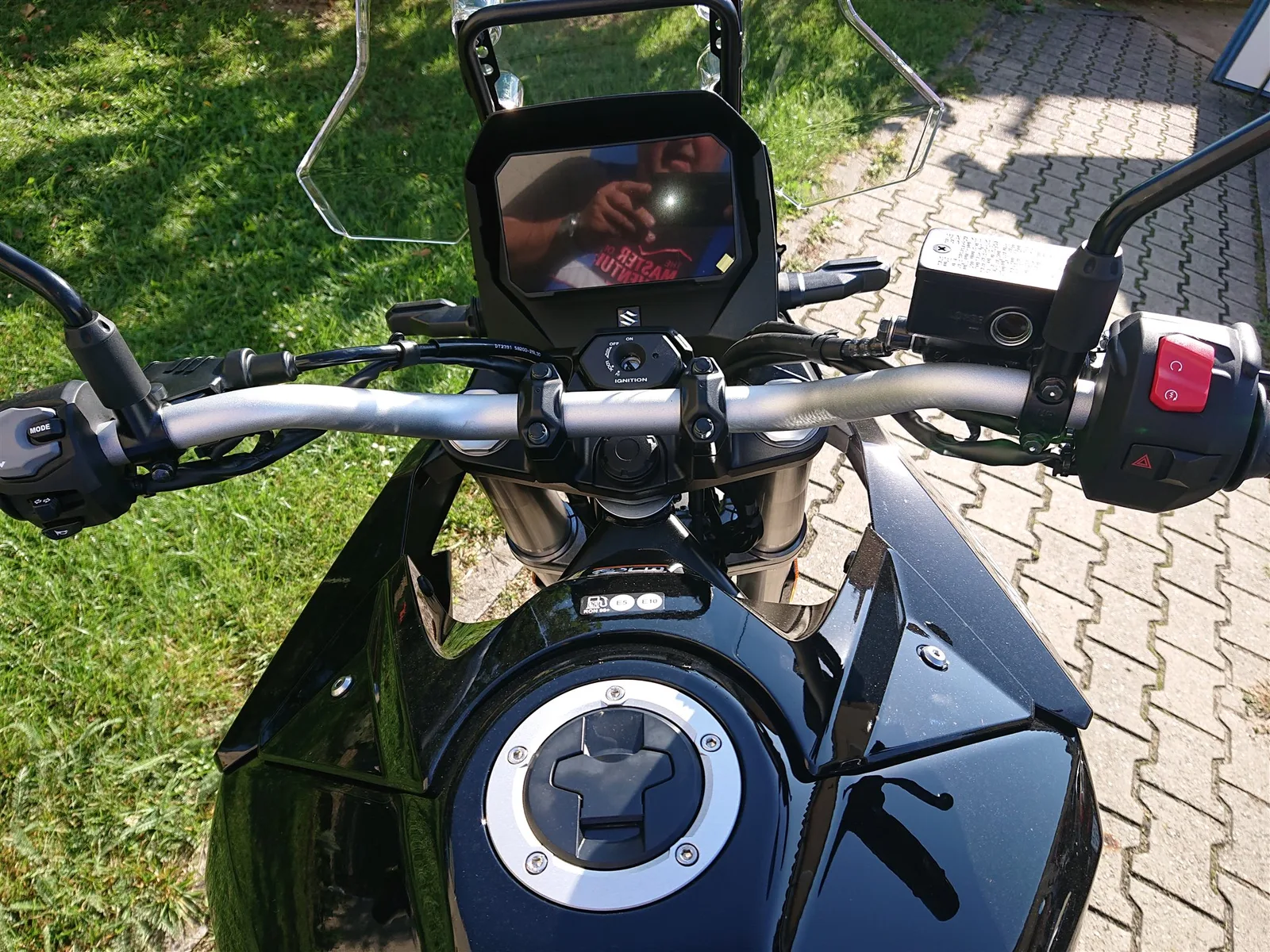 Suzuki V-Strom 800
