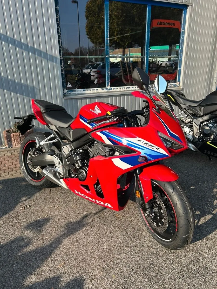 Honda CBR650R
