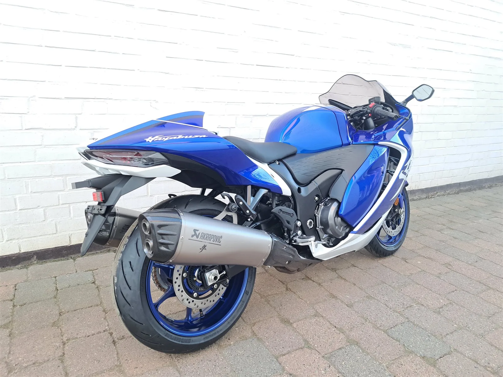 Suzuki GSX-1300RR Hayabusa Special Edition 2026 Power Akrapovic