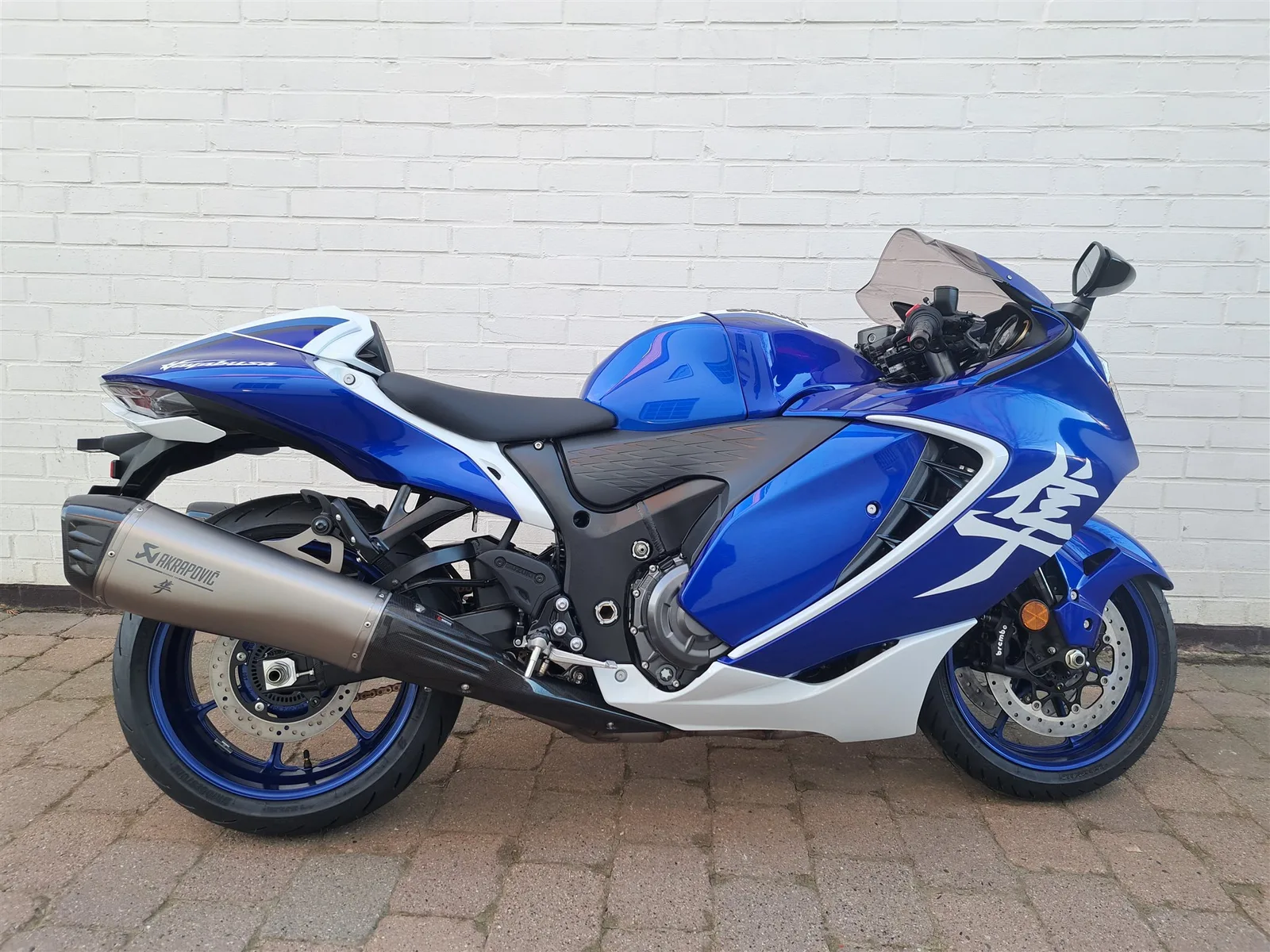 Suzuki GSX-1300RR Hayabusa Special Edition 2026 Power Akrapovic