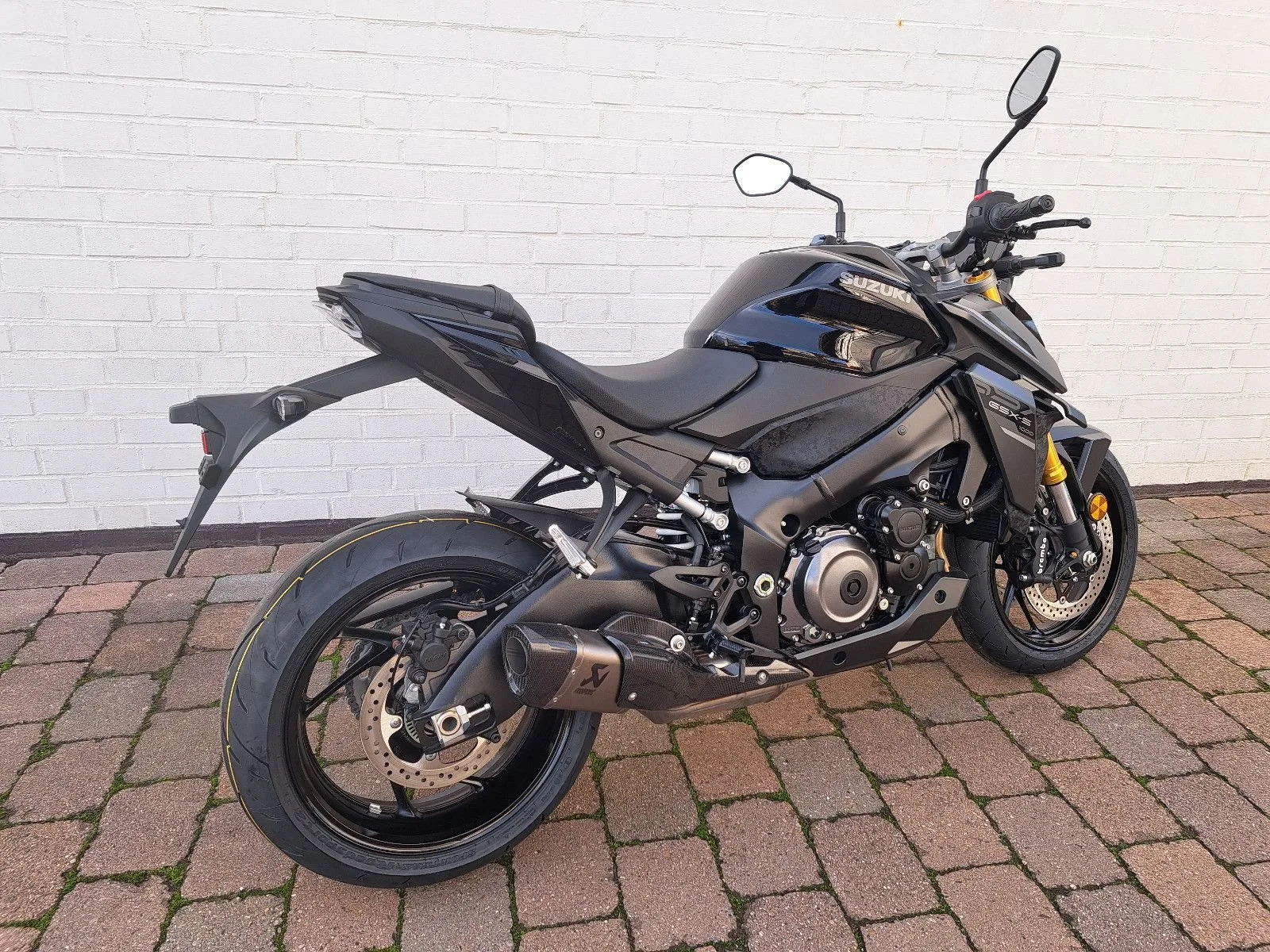 Suzuki GSX-S1000 inkl. Akrapovic MY2026