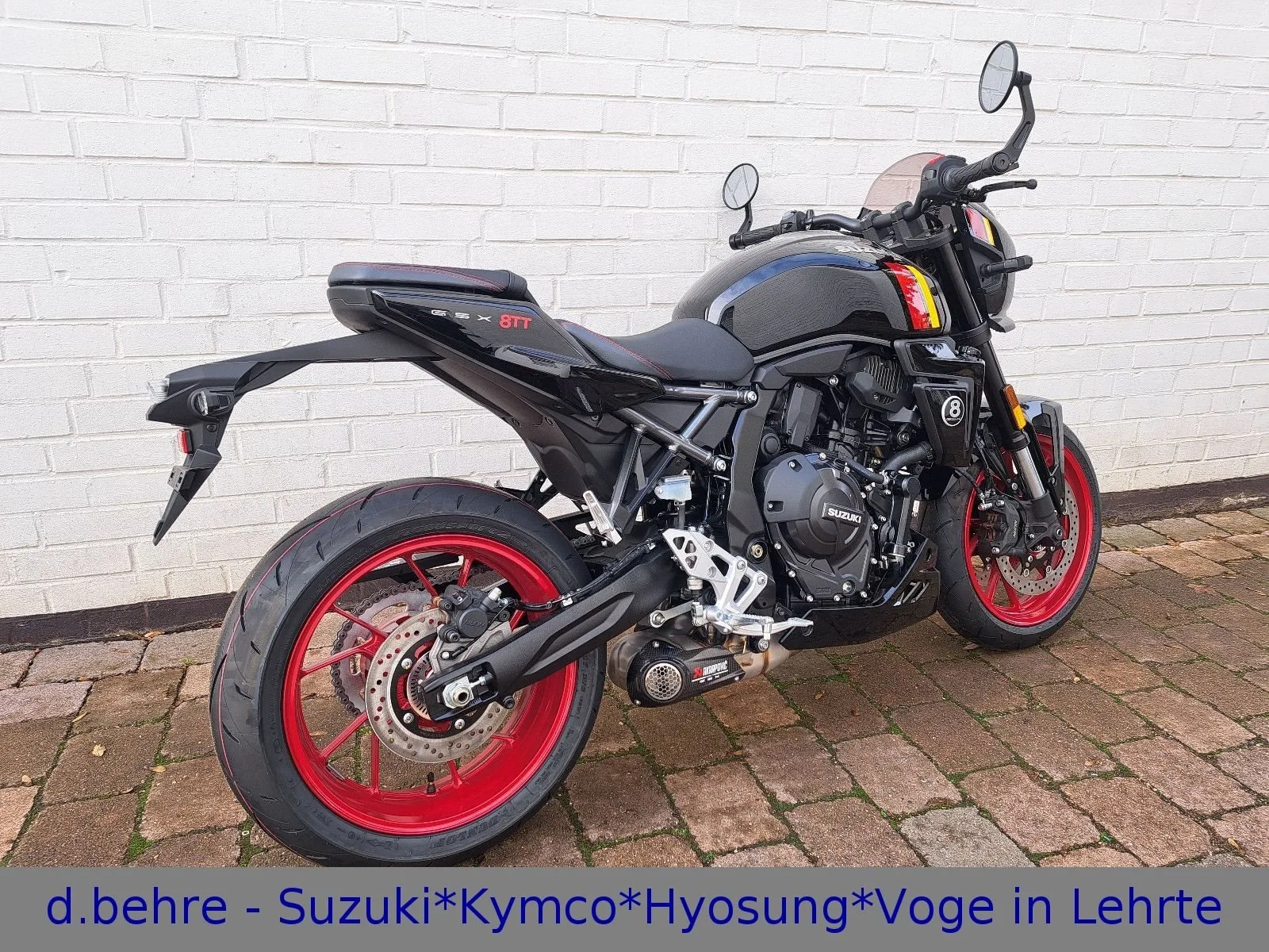 Suzuki GSX-8TT Akrapovic inkl. + 400,- € Tankgutschein