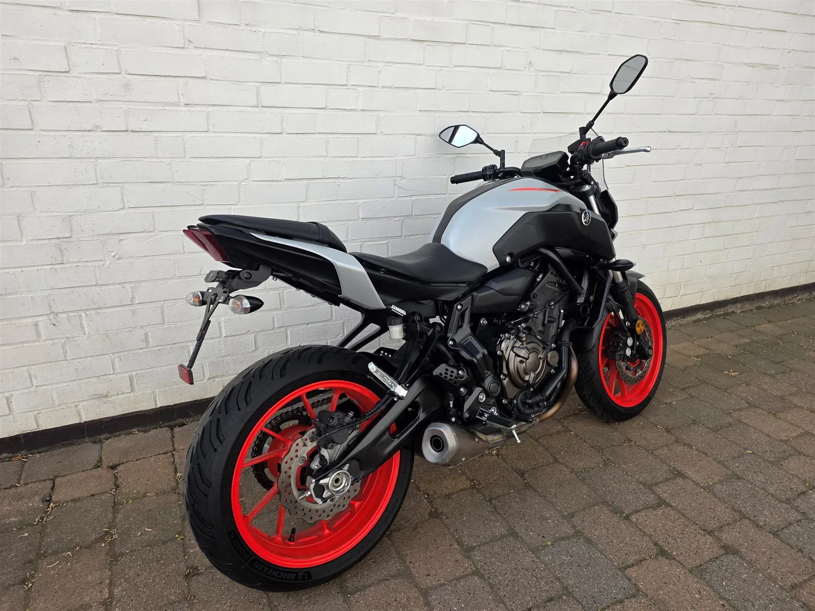Yamaha MT-07 1.Hand, Service neu