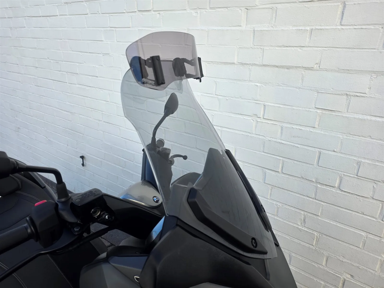 Yamaha XMAX 300 1.Hand