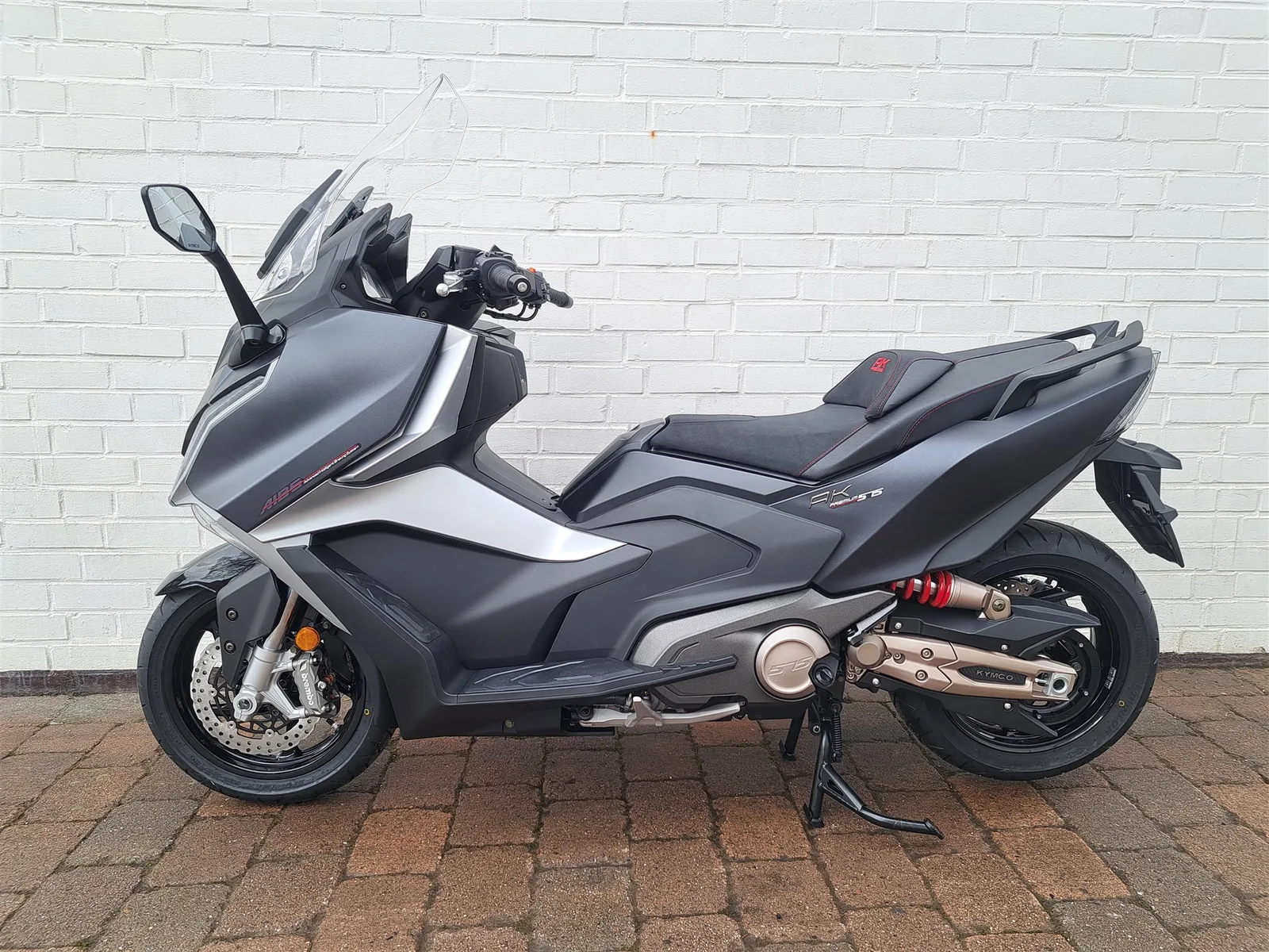 Kymco AK 575i ABS Premium Aktion Travel Bonus