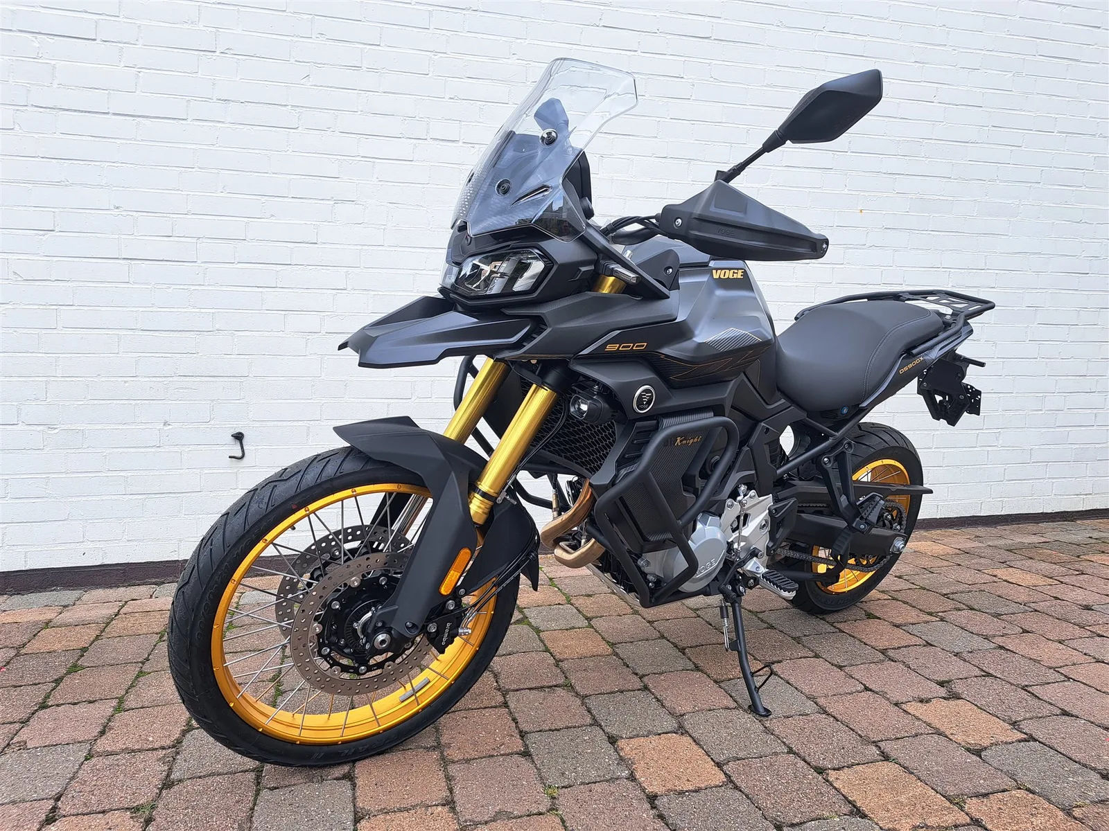 Voge DS900X
