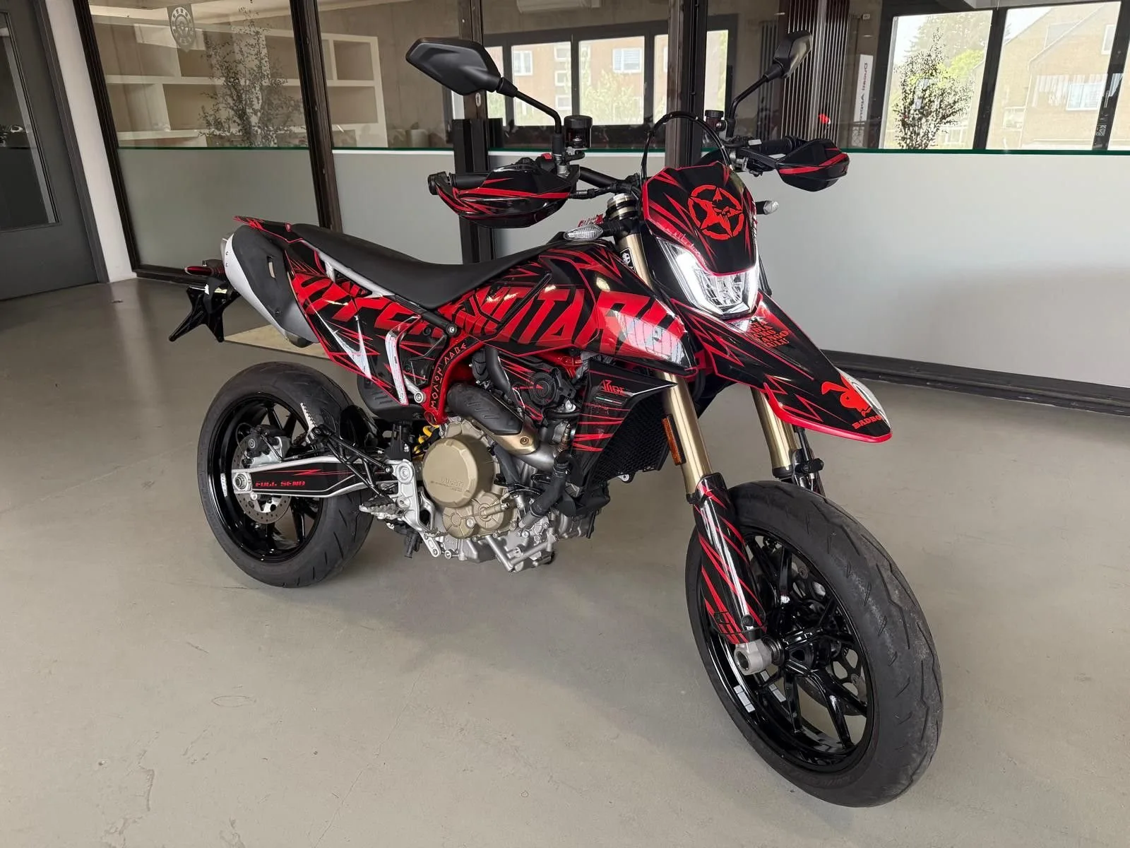 Ducati Hypermotard 698 Mono